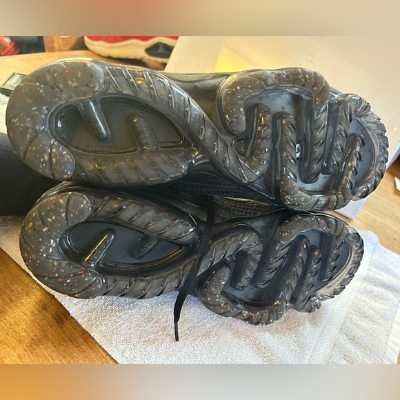 Vapor Max 2021 - Picture 3 of 4